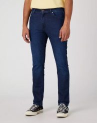 WRANGLER LARSTON MĘSKIE SPODNIE JEANSOWE JEANSY SOFT ROCK W18S74Y88 112331092. Jeansy męskie Wrangler. Za 229.99 zł.