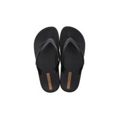 Klapki Ipanema Anatomic Lapa. Czarne klapki i japonki męskie Ipanema. W wyprzedaży za 120.80 zł.
