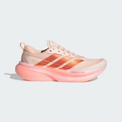 Buty do biegania Supernova Glide. Niebieskie obuwie do biegania damskie Adidas. Za 569.00 zł.