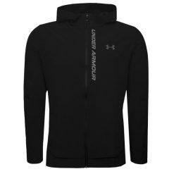 Wodoodporna kurtka Under Armour OutRun the Storm. Czarne kurtki męskie Under Armour, l, bez wzorów, z materiału, z kapturem. Za 403.85 zł.