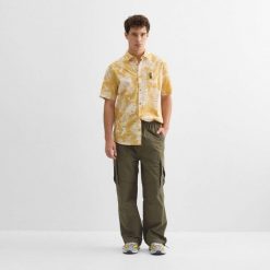 Spodnie cargo Munich 2507480 Zielony Khaki. Brązowe spodnie materiałowe męskie munich, bez wzorów, z materiału. Za 273.45 zł.