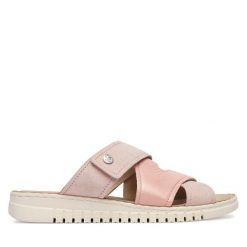 Klapki Caprice. Czerwone klapki damskie Caprice, bez wzorów, bez obcasa. Za 299.99 zł.