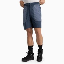 Męskie wodoodporne spodenki trekkingowe Siroko Range Blue. Niebieskie szorty męskie SIROKO, bez wzorów, sportowe. W wyprzedaży za 127.00 zł.