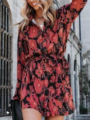 Milan Kiss Sukienka w kolorze czarno-czerwonym rozmiar: L. Czarne sukienki damskie Milan Kiss, na co dzień, l, bez wzorów, z tkaniny, bez kołnierzyka, bez ramiączek, mini, proste. Za 130.99 zł.