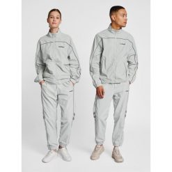 Spodnie do biegania Hummel GC Celab. Szare szorty męskie HUMMEL, bez wzorów, z tkaniny, eleganckie. Za 249.00 zł.