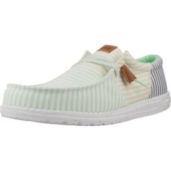 Buty HEY DUDE WALLY TRI NU PREP Zielony. Zielone buty trekkingowe męskie Hey dude, z tkaniny, bez zapięcia, trekkingowe. Za 248.99 zł.