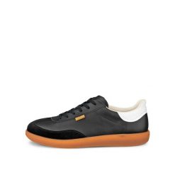 Buty sportowe damskie Ecco Soft 11. Czarne buty sportowe na co dzień damskie ECCO, bez wzorów, z gumy, do piłki ręcznej. Za 462.00 zł.