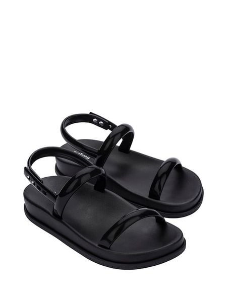 Melissa Sandały w kolorze czarnym rozmiar: 39. Czarne sandały damskie Melissa, bez wzorów, bez obcasa. Za 143.95 zł.