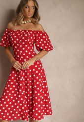 Czerwona Sukienka Hiszpanka Vices w Kropki o Rozkloszowanym Kroju Zilua. Czerwone sukienki damskie Renee, na spotkanie biznesowe, l, bez wzorów, z materiału, retro, bez kołnierzyka, bez ramiączek, midi, rozkloszowane. Za 129.99 zł.
