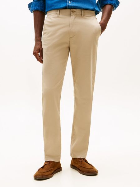 Tommy Hilfiger spodnie chino - Denton Mężczyźni Bawełna beżowy, 32-32. Brązowe spodnie materiałowe męskie Tommy Hilfiger, bez wzorów, z bawełny. Za 499.95 zł.