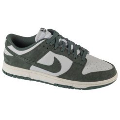 Buty sportowe Sneakersy damskie, Dunk Low. Zielone buty sportowe na co dzień damskie Nike, bez wzorów, trekkingowe. Za 489.99 zł.