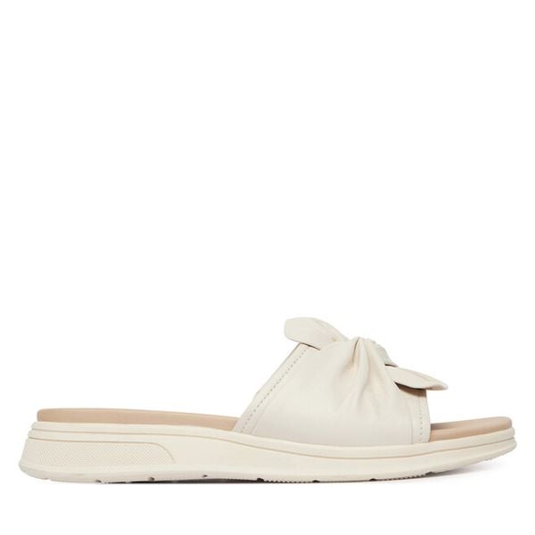 Klapki Caprice. Białe klapki damskie Caprice, bez wzorów, bez obcasa. Za 339.99 zł.