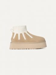 UGG Skórzane botki "Classic Mini Dipper Sunwave" w kolorze beżowo-białym rozmiar: 38. Białe botki damskie Ugg, z materiału, bez obcasa, na platformie, bez zapięcia. Za 702.81 zł.
