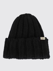 Woolrich Czapka "Chunky" w kolorze czarnym rozmiar: onesize. Czarne czapki zimowe damskie Woolrich, z materiału. Za 271.03 zł.