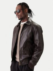 Guess Kurtka z imitacji skóry M6RL0A WJ260 Brązowy Regular Fit. Brązowe kurtki męskie Guess, m, z aplikacjami, ze skóry, bez kaptura. Za 556.00 zł.