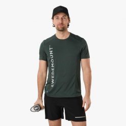 Koszulka treningowa męska Swedemount Training Logo Tee szybkoschnąca. Niebieskie t-shirty sportowe męskie SWEDEMOUNT, m, z materiału, bez ramiączek, do biegania. Za 99.99 zł.