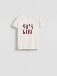 Bawełniany t-shirt z nadrukiem - złamana biel. Koszulki dziewczęce Reserved, l, bez wzorów, z bawełny, bez kołnierzyka. W wyprzedaży za 39.99 zł.