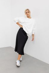 SATYNOWA SPÓDNICA JULIA CZARNA S - Flawless. Czarne spódniczki damskie Flawless, s, bez wzorów, z satyny, eleganckie, midi, koszulowe. Za 331.50 zł.