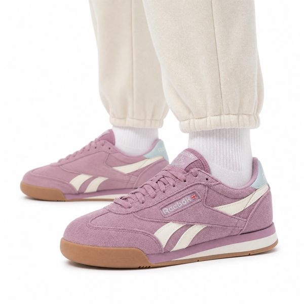 Buty damskie sneakersy sportowe Reebok SS-CAMPIO XT. Białe buty sportowe na co dzień damskie Reebok, bez wzorów, z jeansu, trekkingowe. Za 175.00 zł.