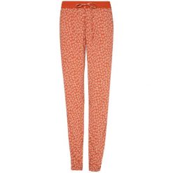 Spodnie damskie PROTEST NAMI pants. Brązowe spodnie dresowe damskie Protest, m, bez wzorów. W wyprzedaży za 125.00 zł.