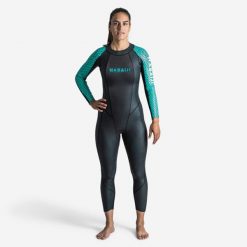 Kombinezon pływacki openwater damski Nabaiji OWS 500 z neoprenu 2/2 mm. Zielone kombinezony damskie NABAIJI, xs, bez wzorów, z neoprenu, sportowe, bez kołnierzyka, bez ramiączek. Za 699.99 zł.