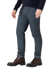 Timezone Spodnie chino "Charly" - Regular fit - w kolorze niebieskoszarym rozmiar: W36/L32. Niebieskie spodnie materiałowe męskie Timezone, bez wzorów. Za 140.53 zł.