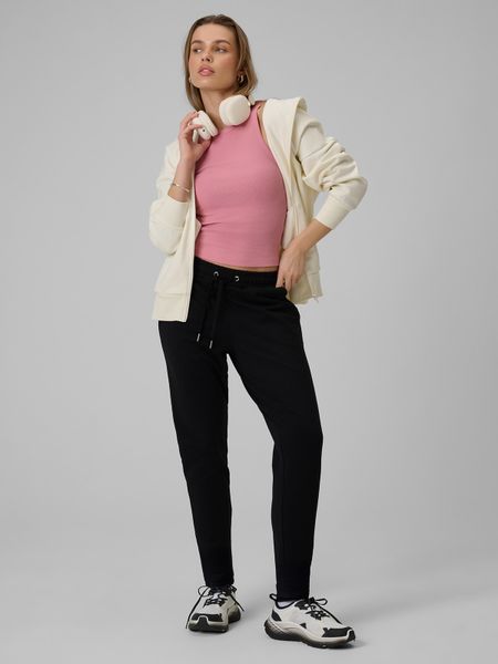 4F Spodnie dresowe damskie - czarne XS. Czarne spodnie dresowe damskie 4f, l, bez wzorów, z bawełny. Za 129.99 zł.