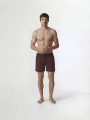 Strukturalne szorty plażowe - mahoniowy. Brązowe szorty męskie Reserved, z tkaniny, bez kołnierzyka. Za 89.99 zł.