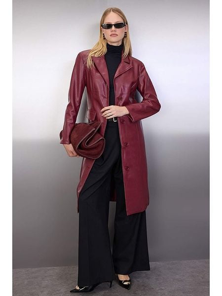Trendyol Płaszcz w kolorze bordowym ze skóry syntetycznej rozmiar: XS. Czerwone płaszcze damskie Trendyol, xs, bez wzorów, ze skóry. Za 178.79 zł.