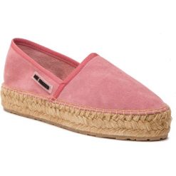 Espadryle LOVE MOSCHINO - JA10223G07JF0600 Crosta Rosa. Czerwone espadryle damskie Love Moschino, bez wzorów, z materiału, bez obcasa, na płaskiej podeszwie. W wyprzedaży za 309.00 zł.