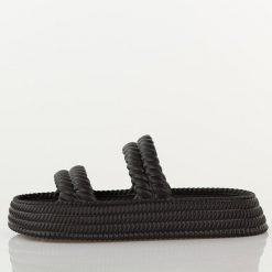 Czarne lekkie piankowe klapki damskie DiA 51-001. Czarne klapki damskie DiA, bez wzorów, z dresówki, bez obcasa, na platformie. Za 79.00 zł.