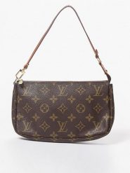 Louis Vuitton Torebka w kolorze ciemnobrązowym - 22 x 14 x 3 cm rozmiar: onesize. Brązowe torebki klasyczne damskie Louis Vuitton, bez wzorów, z materiału, bez dodatków. Za 3,111.55 zł.