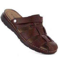 Klapki męskie zabudowane z paskiem brązowe Unisoft 9924. Brązowe klapki i japonki męskie Unisoft, ze skóry ekologicznej. Za 159.99 zł.