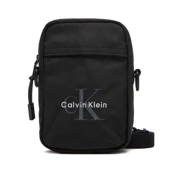 Saszetka Calvin Klein. Czarne saszetki męskie CALVIN KLEIN, z nylonu. Za 249.99 zł.
