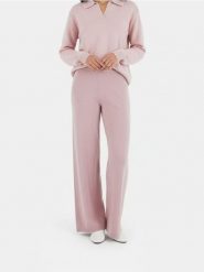 Dzianinowe spodnie z elastycznym pasem - różowy. Czerwone spodnie materiałowe damskie Sinsay, bez wzorów, z dzianiny. Za 49.99 zł.