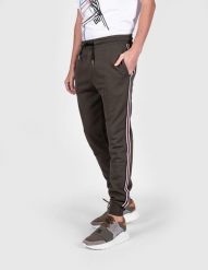Les Hommes Spodnie Jogging | UHJ101-750U | Jogging Pants | Mężczyzna | Khaki. Brązowe spodnie materiałowe męskie Les Hommes, bez wzorów, z bawełny. W wyprzedaży za 349.00 zł.
