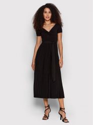 Guess Sukienka codzienna Erynn WBGK86 WE6D1 Czarny Slim Fit. Czarne sukienki damskie Guess, na co dzień, xs, z aplikacjami, z syntetyku, bez kołnierzyka, bez ramiączek, proste. Za 619.99 zł.