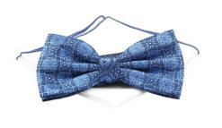 Mucha Błękitna z Białą Poszetką, Wzór Geometryczny, Elegancka, Męska -CHATTIER. Niebieskie krawaty i muchy męskie Chattier, bez wzorów, z poliesteru, eleganckie. Za 59.00 zł.