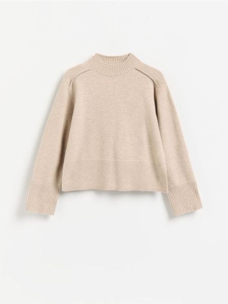 Sweter ze stójką - beżowy. Brązowe swetry klasyczne damskie Reserved, l, z dzianiny, bez kołnierzyka. Za 129.99 zł.