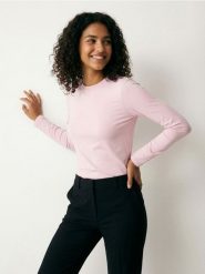 Koszulka poliamidowa z długim rękawem - różowy. Czerwone t-shirty damskie Sinsay, l, bez wzorów, z poliamidu, bez kołnierzyka. Za 29.99 zł.