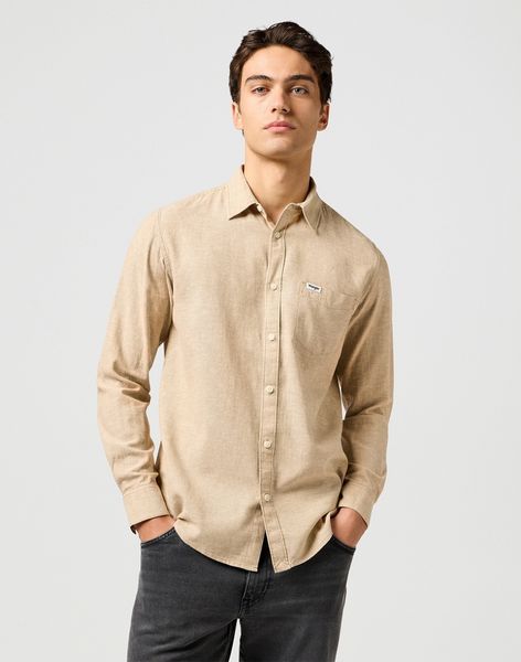 MESKA KOSZULA WRANGLER 1 PKT SHIRT TIMBERWOLF 112362754. Koszule męskie Wrangler, s, bez wzorów, bez kołnierzyka, bez ramiączek. Za 149.99 zł.