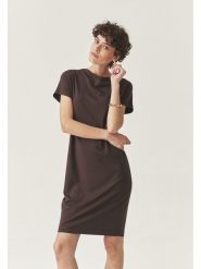 TATUUM Sukienka w kolorze ciemnobrązowym rozmiar: L. Brązowe sukienki damskie Tatuum, na co dzień, l, bez wzorów, bez kołnierzyka, bez ramiączek, midi, proste. Za 148.26 zł.