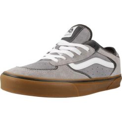 Buty VANS ROWLEY CLASSIC GUM Szary. Szare buty trekkingowe męskie Vans, ze skóry, bez zapięcia, trekkingowe. Za 381.44 zł.