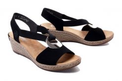 RIEKER 624H6-00 black, sandały damskie. Czarne sandały damskie Rieker, bez wzorów, z gumy, bez obcasa, na koturnie. Za 239.92 zł.