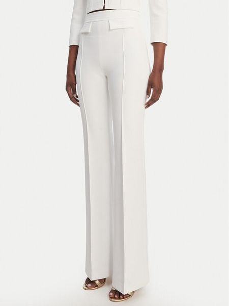Elisabetta Franchi Spodnie materiałowe PA-171-61E2-V320 Biały Regular Fit. Białe spodnie materiałowe damskie Elisabetta Franchi, bez wzorów, z materiału. Za 1,359.00 zł.
