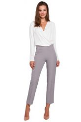 Ecru Stylowa Bluzka z Kopertowym Dekoltem. Czarne bluzki damskie MAKEOVER, l, bez wzorów, z elastanu, eleganckie, bez kołnierzyka, bez ramiączek. Za 154.90 zł.
