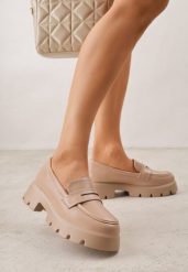 Ciemnobeżowe Mokasyny na Grubej Tłoczonej Podeszwie Dorikharei. Brązowe mokasyny damskie Born2be, z jeansu. Za 99.99 zł.