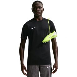 Koszulka męska Nike Dri-Fit Park VIII. Czarne t-shirty sportowe męskie Nike, m, z poliesteru, bez ramiączek, do piłki nożnej, dri-fit (nike). Za 66.99 zł.