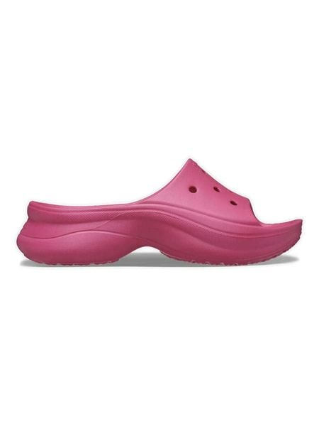Crocs Klapki "Bae" w kolorze różowym rozmiar: 41/42. Różowe klapki damskie Crocs, bez wzorów, bez obcasa. Za 171.28 zł.