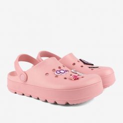 Klapki damskie Coqui. Czerwone klapki damskie Coqui, bez wzorów, bez obcasa. Za 137.99 zł.